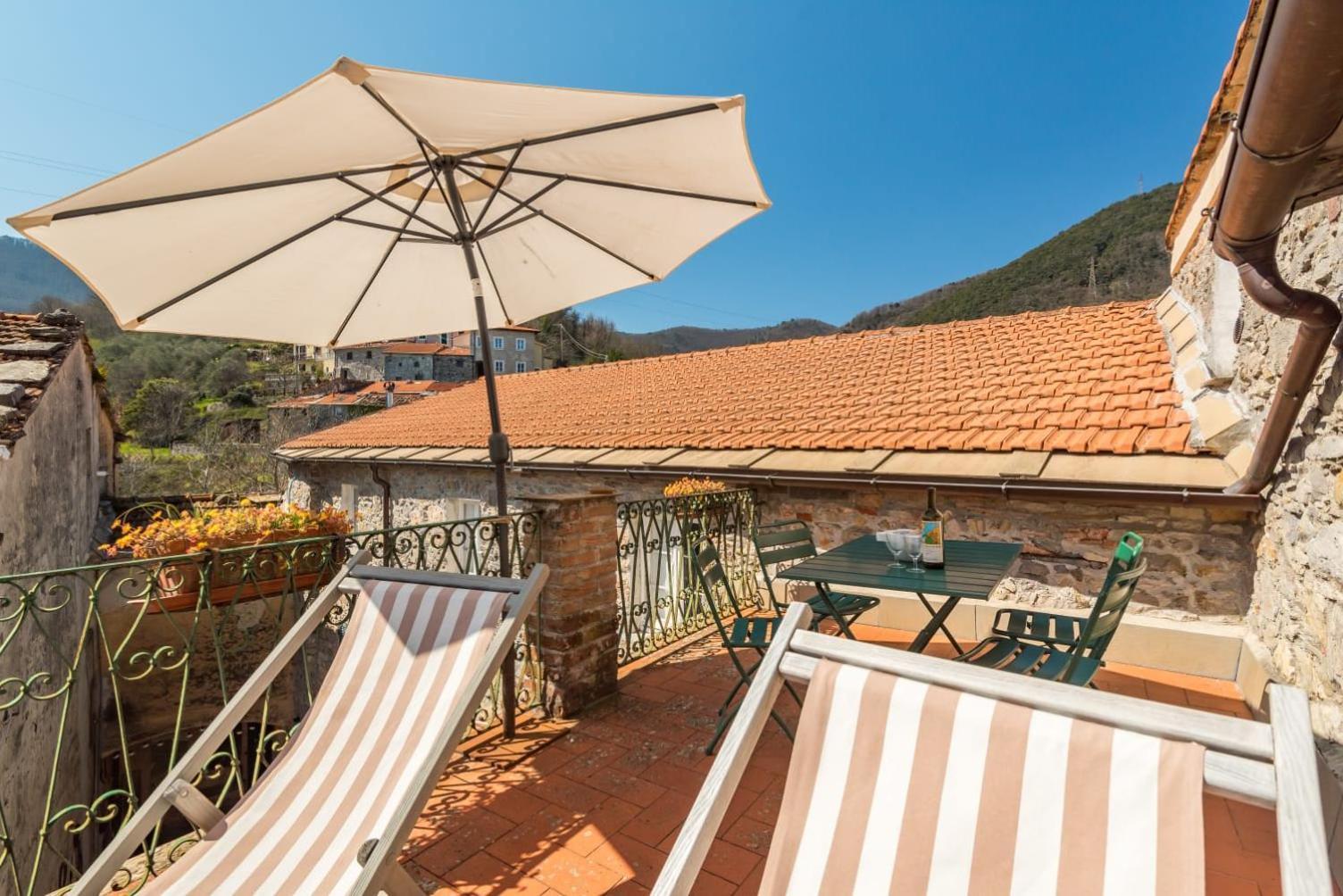 Corte Paganini Casa Vacanze Riccò del Golfo di Spezia Exterior photo